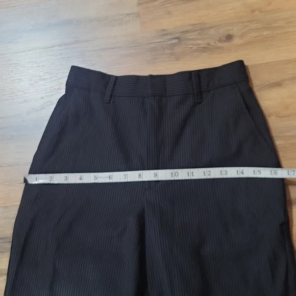 VANHEUSEN Boys' Black Pinstripe Flat Front Polyester Rayon Dress Pants - 16 Slim - Picture 11 of 16